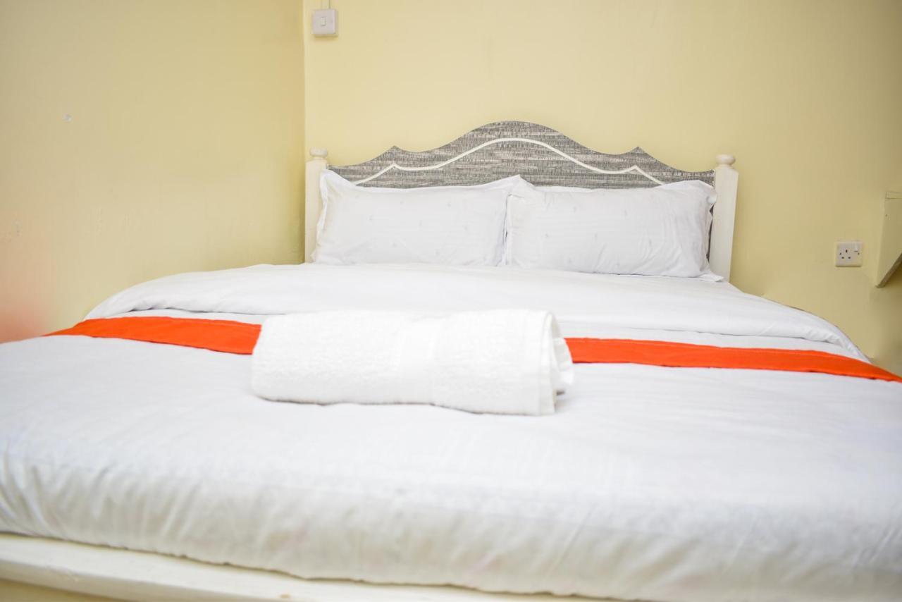 Luna Light Guest House 奈瓦沙 外观 照片